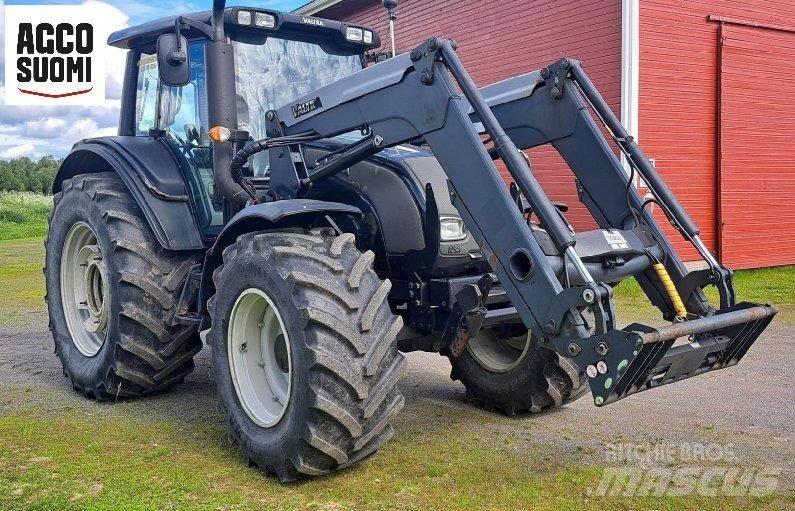Valtra N141 H Traktoren