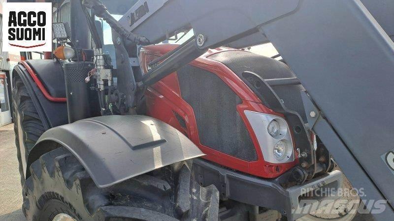 Valtra N143 HT Traktoren