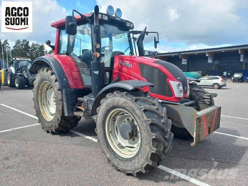 Valtra N163 DIRECT Traktoren