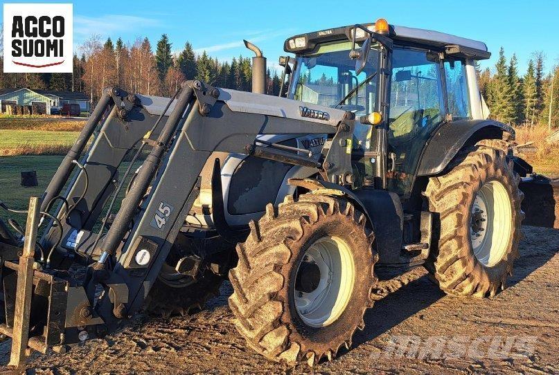 Valtra N92 Traktoren