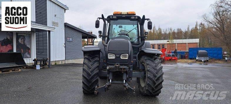 Valtra T170 Traktoren