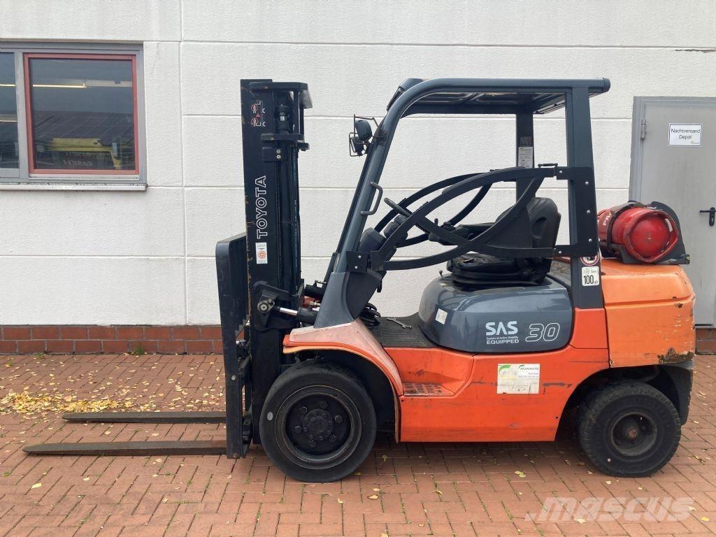 Toyota 02-7FGF30 LPG heftrucks