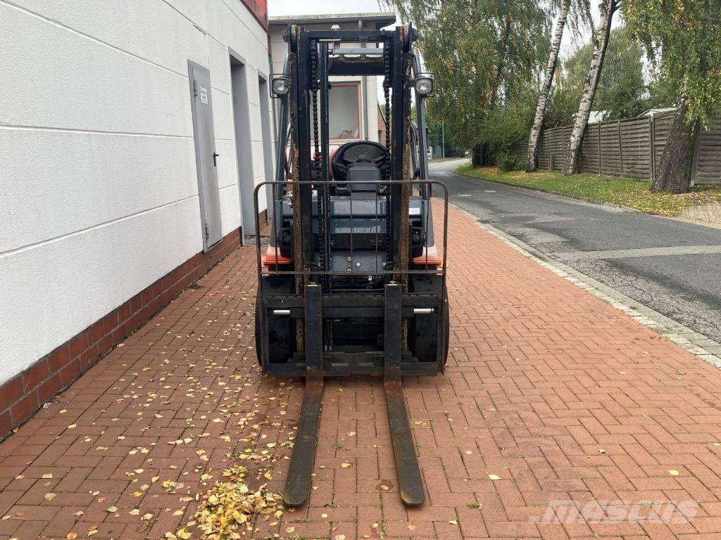 Toyota 02-7FGF30 LPG heftrucks