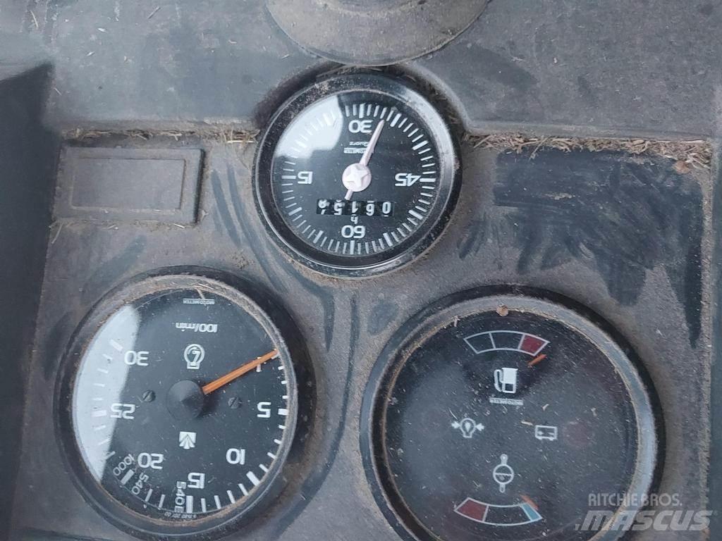 Valmet 665 Traktoren