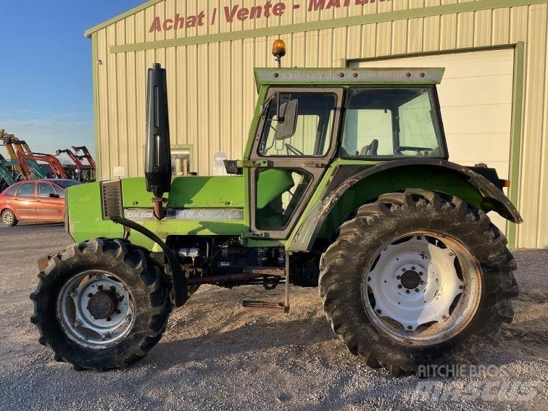 Deutz DX85 Traktoren