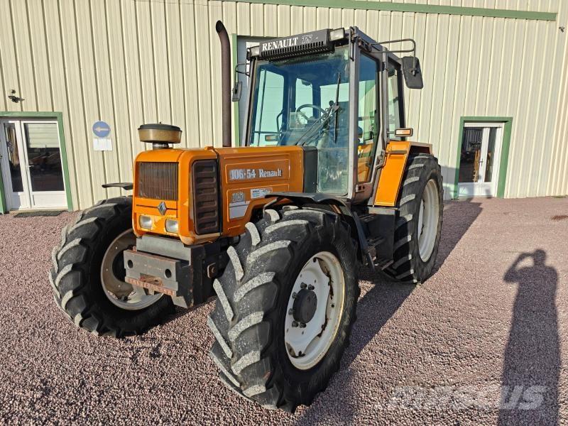 Renault 106-54 Traktoren