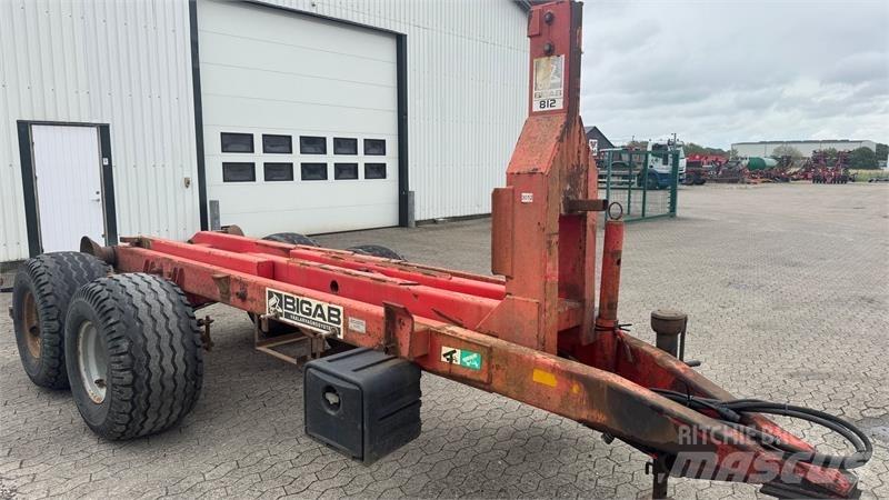 Bigab VV 8-12 Anhänger mit Hakenlift