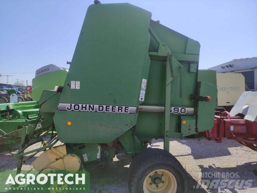 John Deere 590 Rundballenpressen