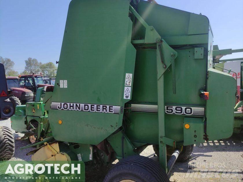 John Deere 590 Rundballenpressen