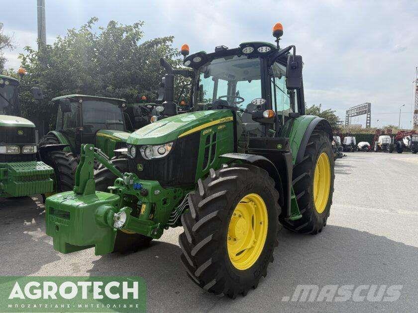 John Deere 6120M Traktoren
