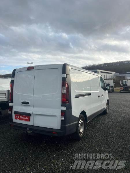 Opel Vivaro Minibusse