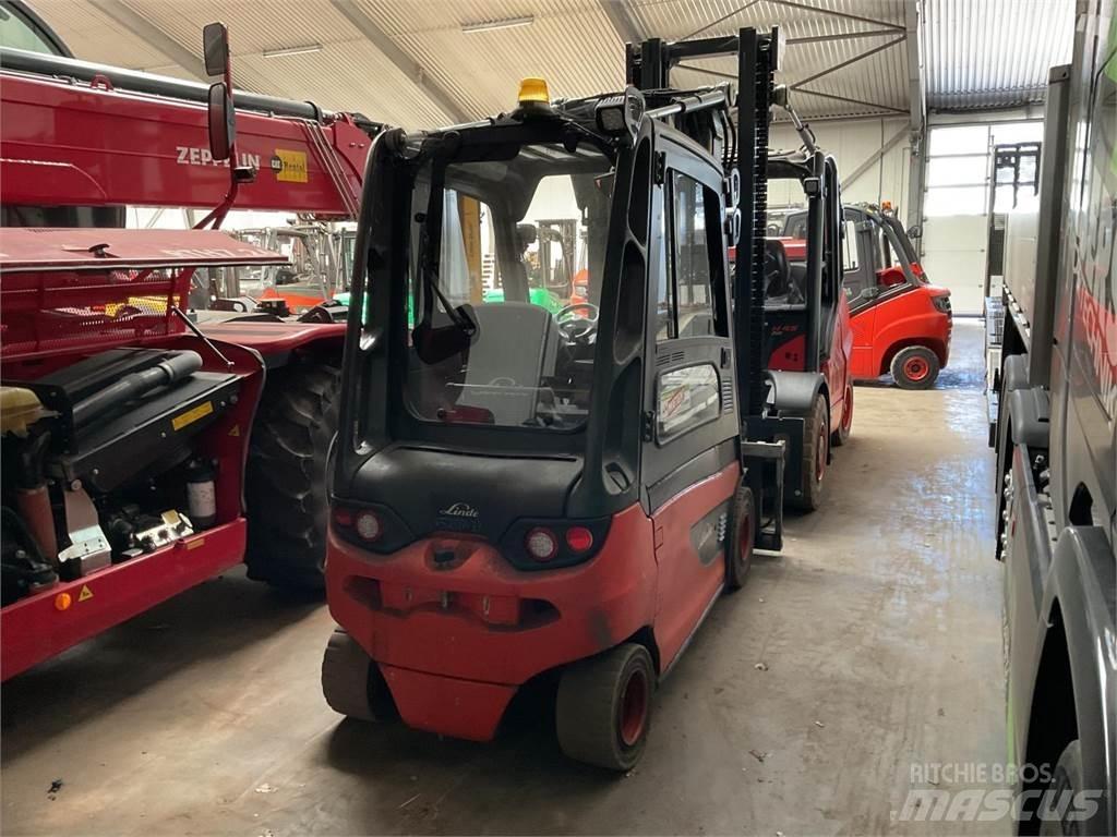 Linde E 30 - 01 Elektrische heftrucks