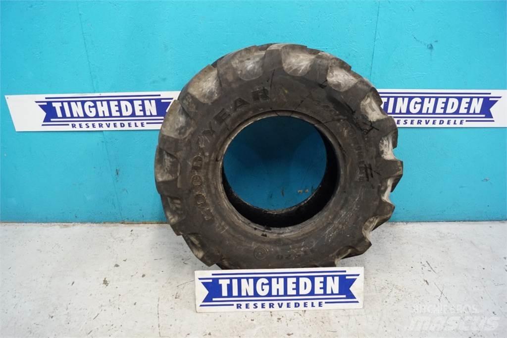 18 340/80R18 Reifen