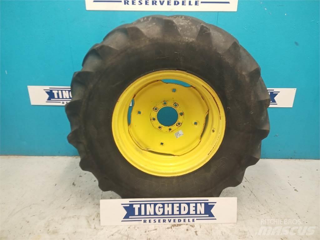  26 16.9R26 Reifen
