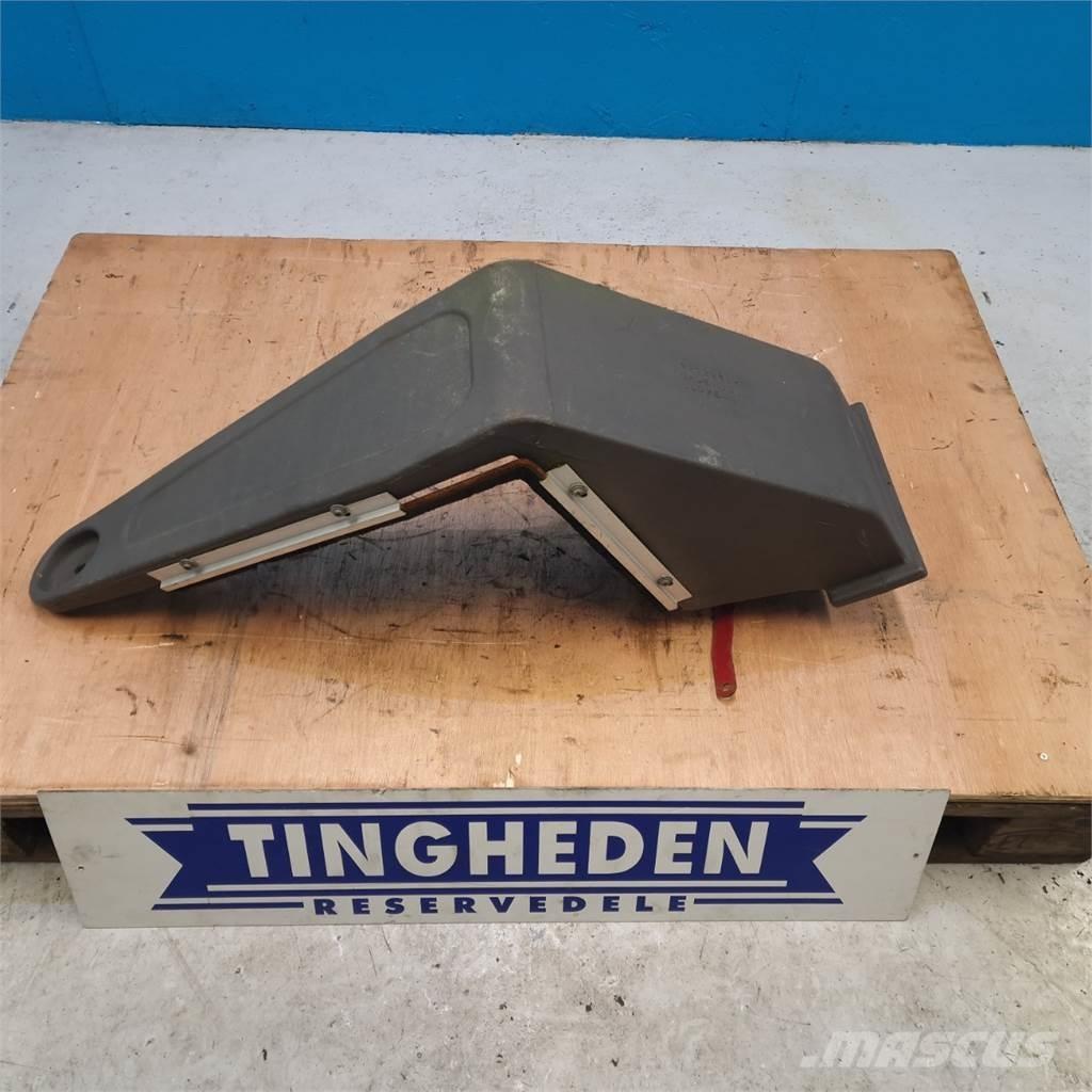 CASE 7010 Radiatoren