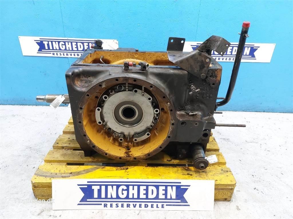 CASE 7130 Getriebe