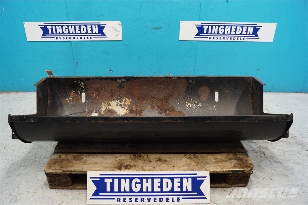 CASE 8010 Sand- und Salzstreuer