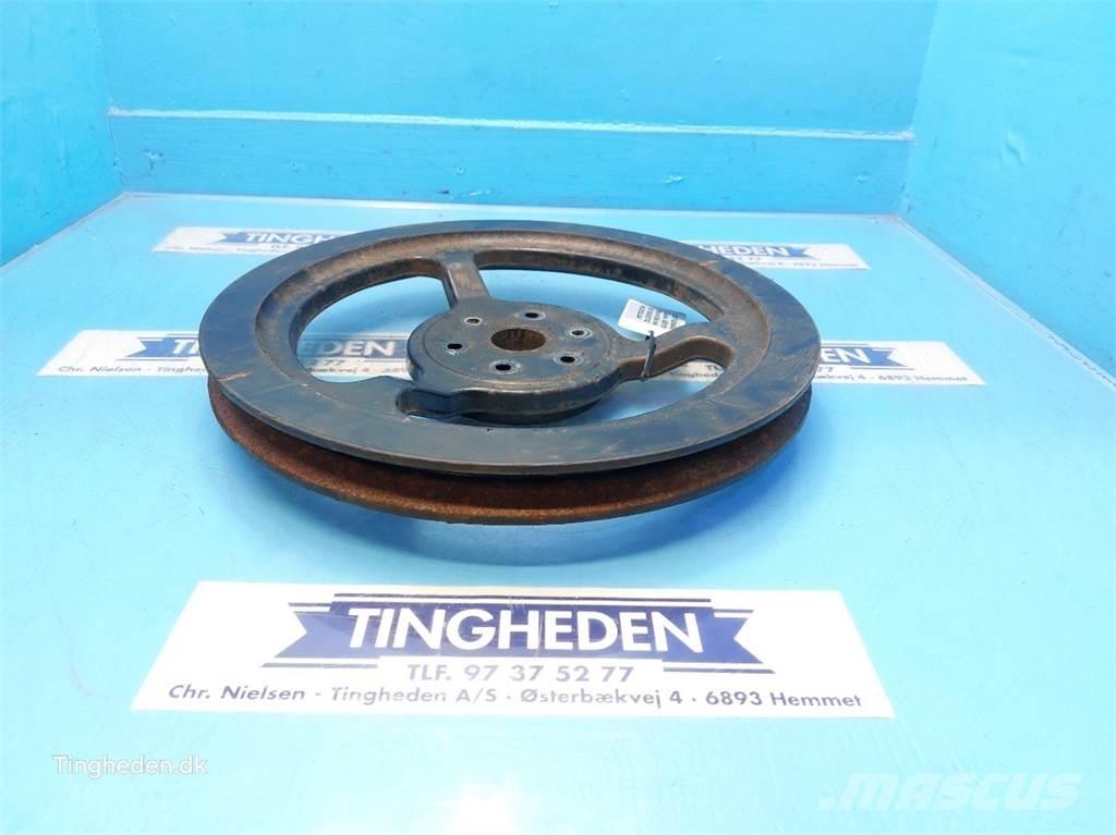 CASE 8010 Sonstige Landmaschinen