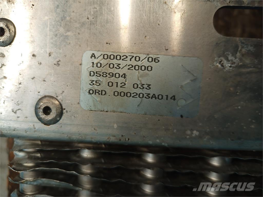 CASE CF80 Radiatoren