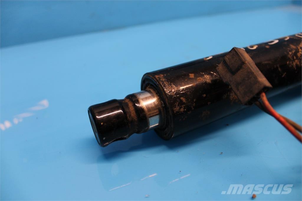 CASE CF80 Elektronik