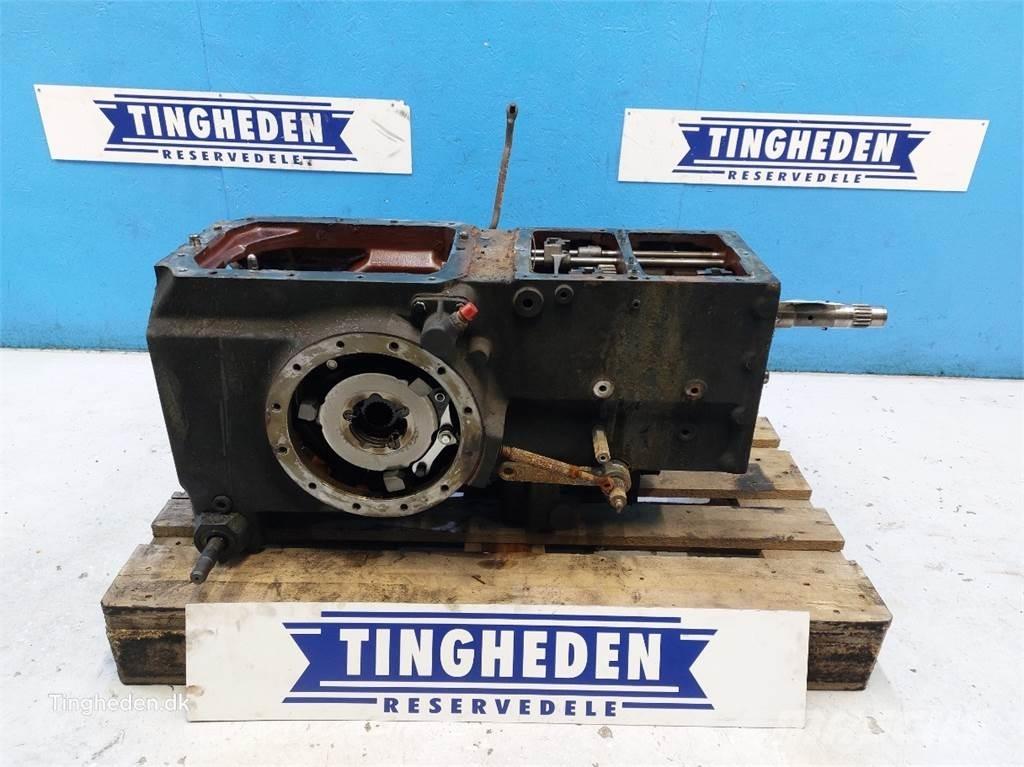CASE Farmall 95A Getriebe