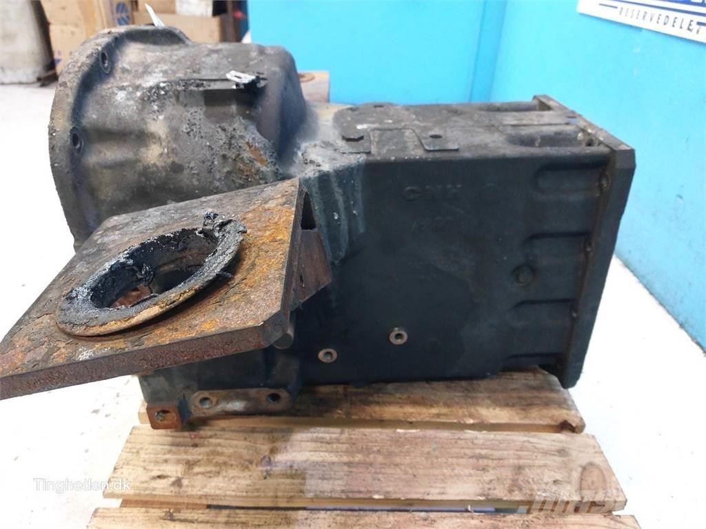 CASE Farmall 95A Getriebe