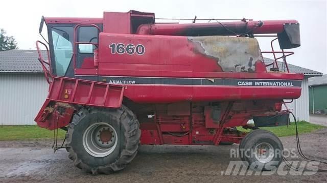 Case IH 1660 Mähdrescher