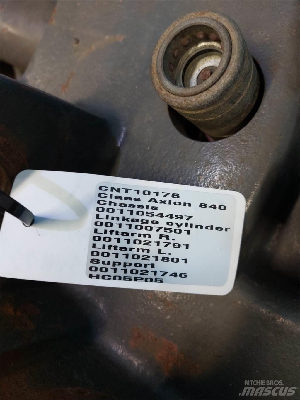 CLAAS Axion 840 Frontladerzubehör