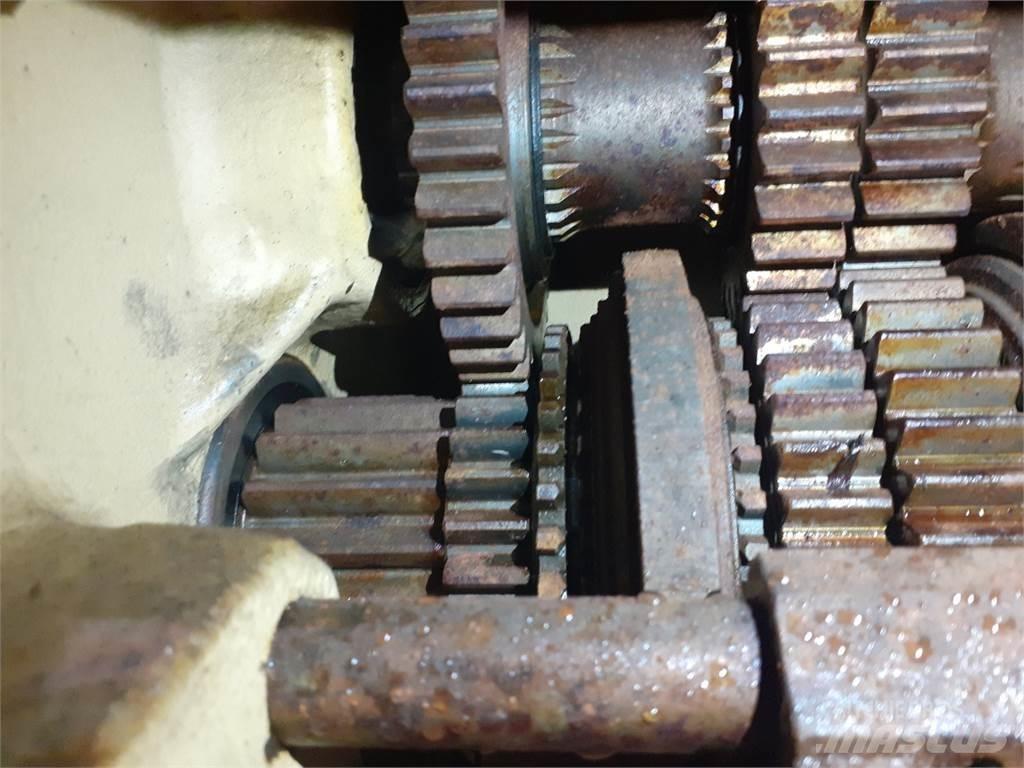 Deutz 4075 Getriebe