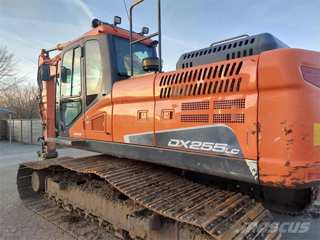 Doosan DX255LC-5 Raupenbagger