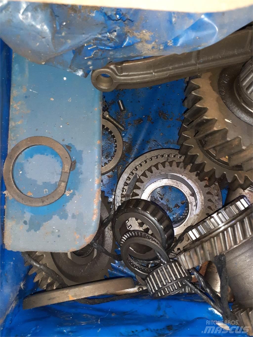 Ford 7710 Getriebe