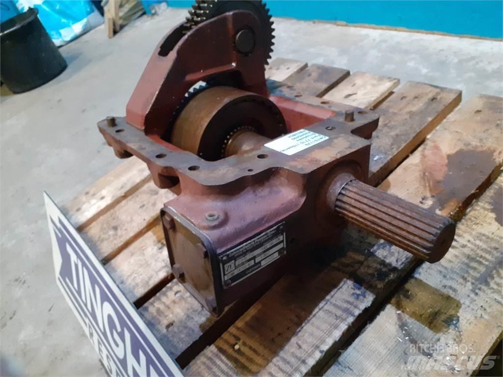 Ford 7710 Getriebe