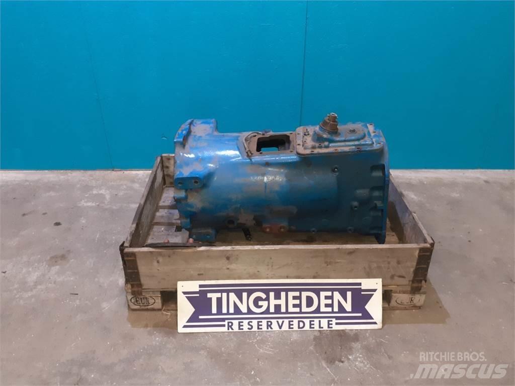 Ford 8210 Getriebe