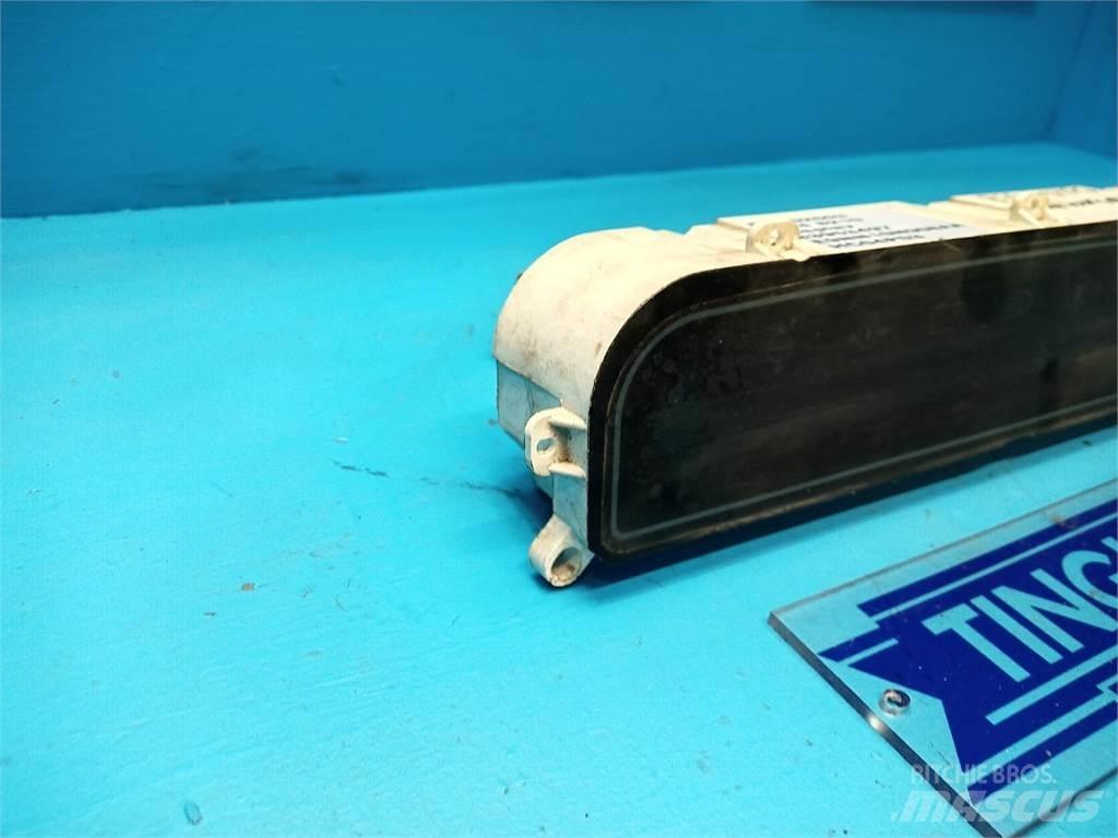 Ford 8210 Elektronik