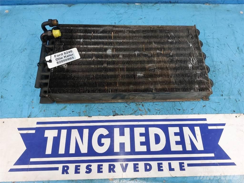 Ford 8240 Radiatoren
