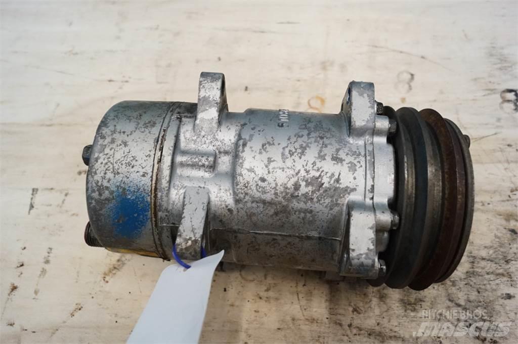 Ford 8630 Radiatoren