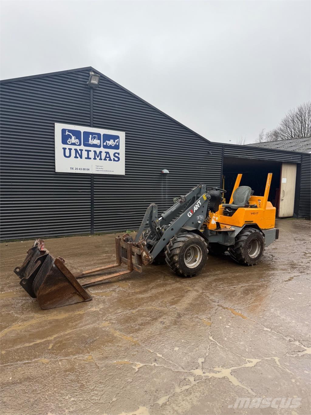 GiANT 451T Minilader