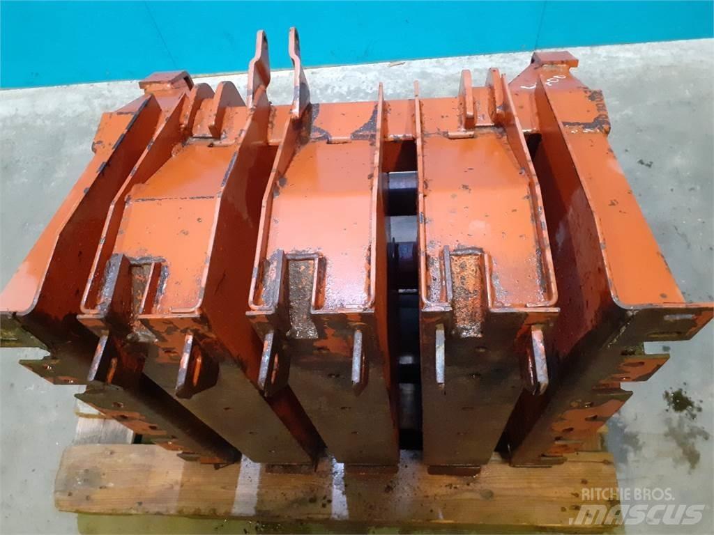 Hesston 4700 Sonstige Grünlandgeräte