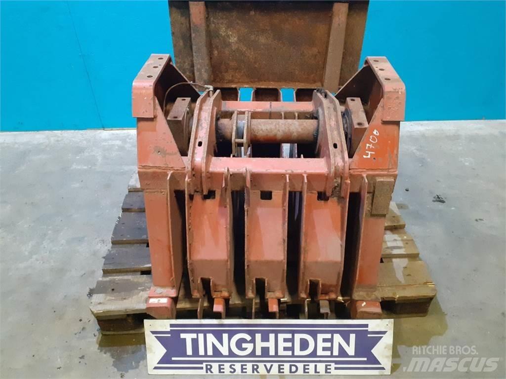 Hesston 4700 Sonstige Grünlandgeräte