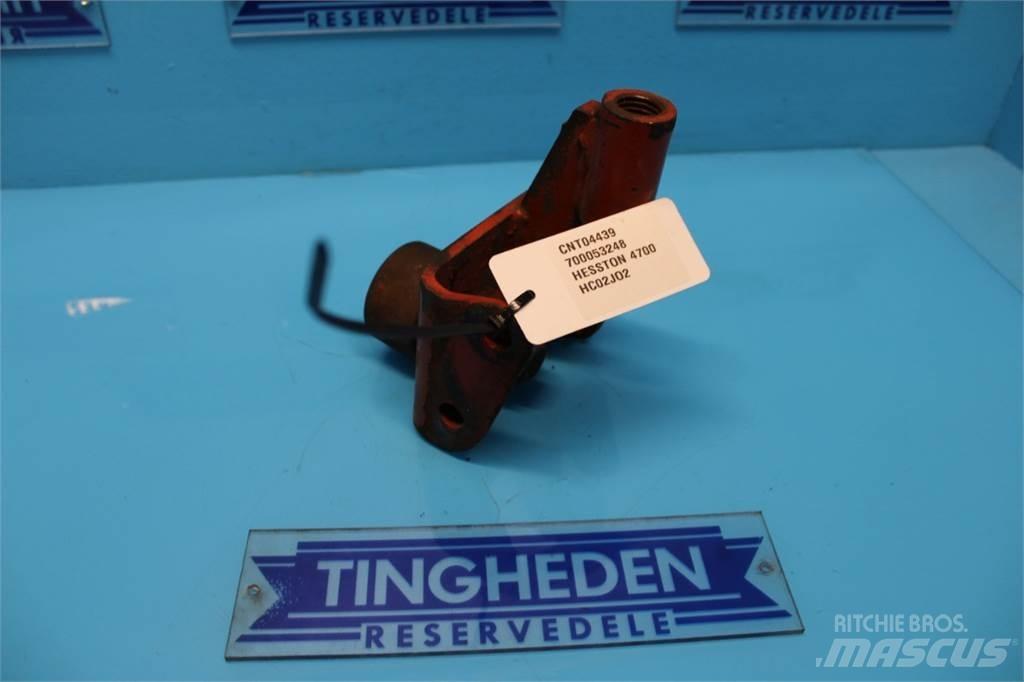 Hesston 4700 Sonstige Grünlandgeräte
