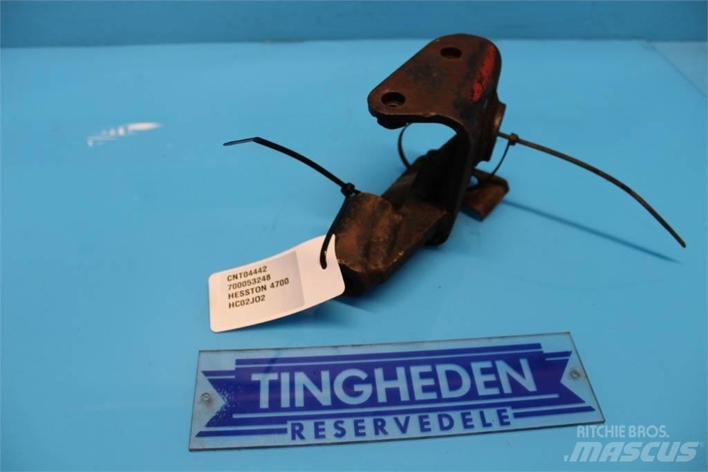 Hesston 4700 Sonstige Grünlandgeräte