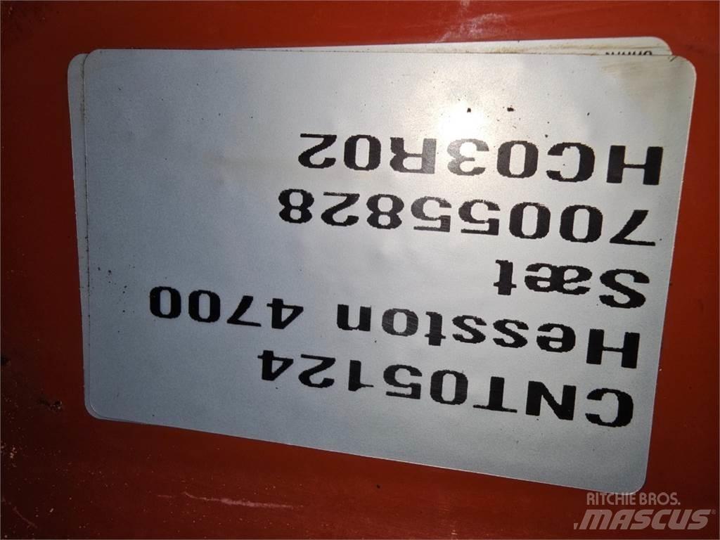 Hesston 4700 Sonstige Grünlandgeräte