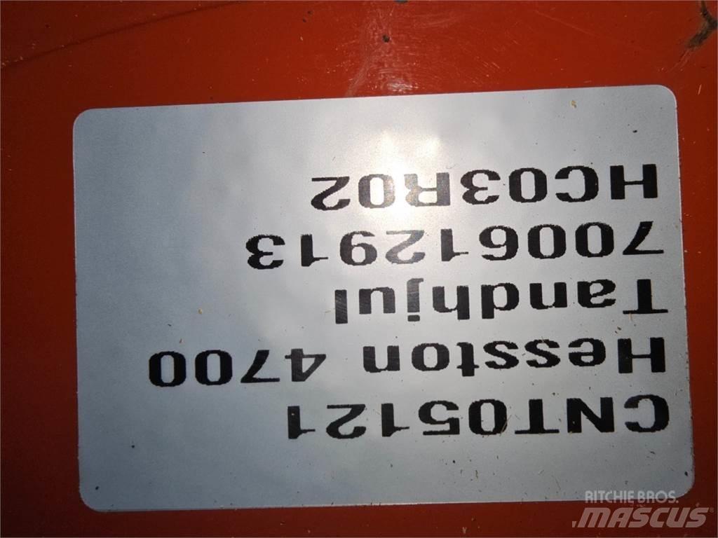 Hesston 4700 Sonstige Grünlandgeräte