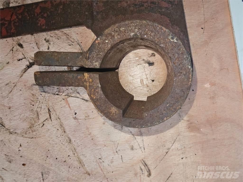 Hesston 4700 Sonstige Grünlandgeräte