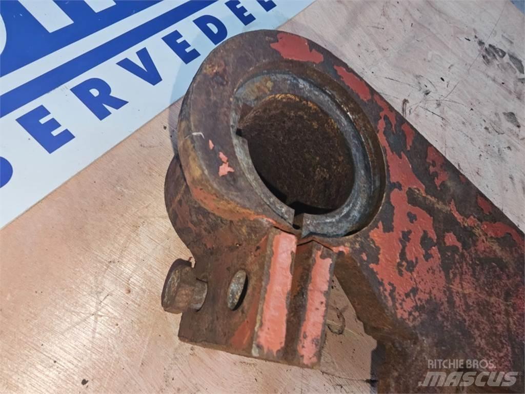 Hesston 4700 Sonstige Grünlandgeräte