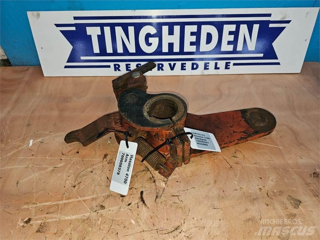 Hesston 4700 Sonstige Grünlandgeräte