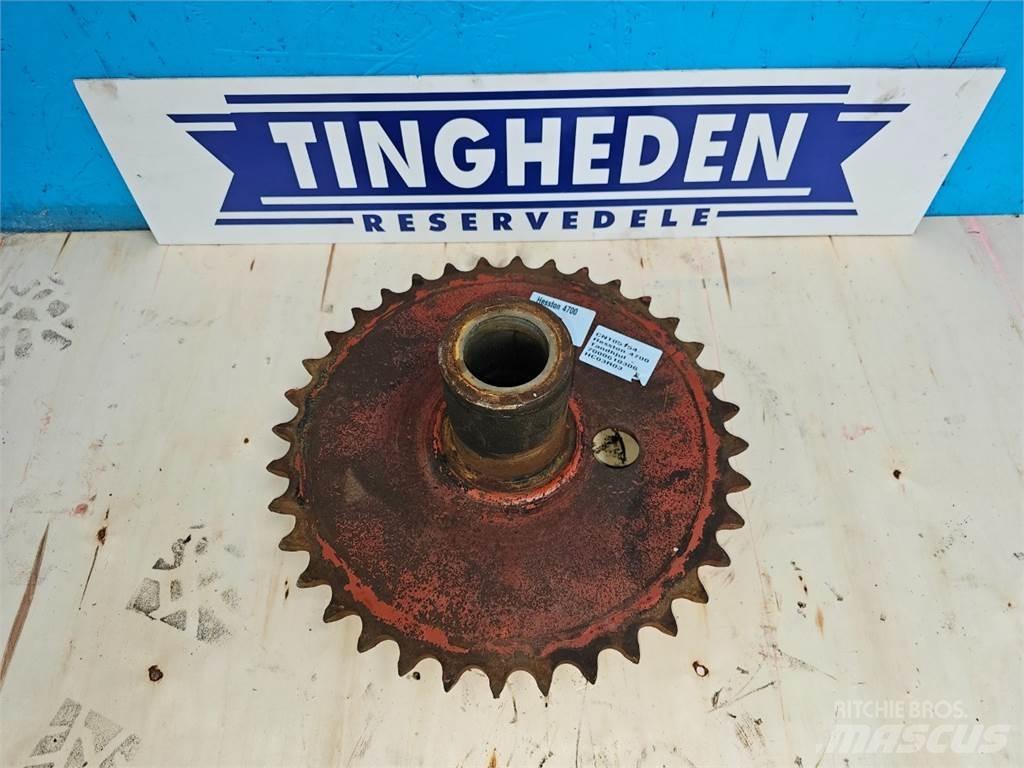 Hesston 4700 Sonstige Grünlandgeräte