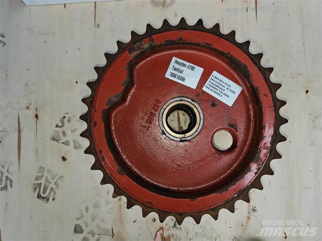 Hesston 4700 Sonstige Grünlandgeräte