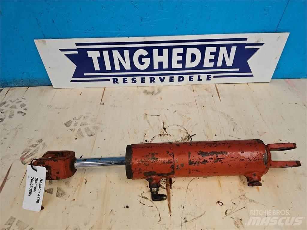 Hesston 4700 Hydraulik