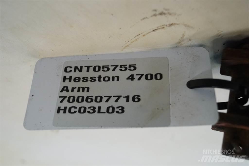 Hesston 4700 Sonstige Grünlandgeräte